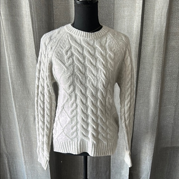Rachel Zoe White Crew Neck Cable Knit Sweater - Picture 1 of 5
